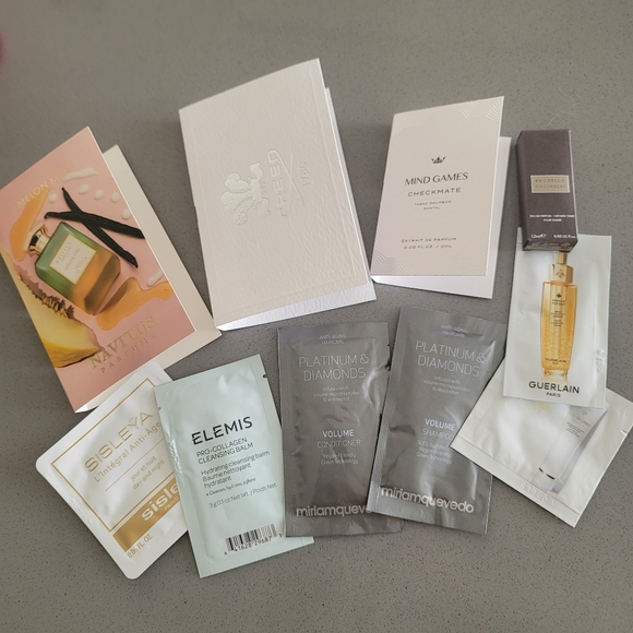 Neiman Marcus | Pink Makeup Bag w 9 Samples - Picture 2 of 8